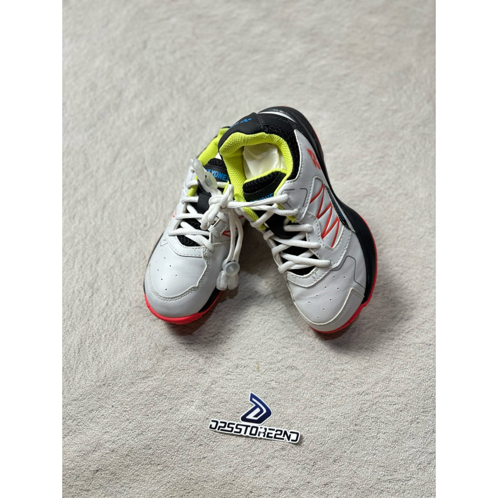 Sepatu Badminton Anak Yonex Power Cushion Lumio JR