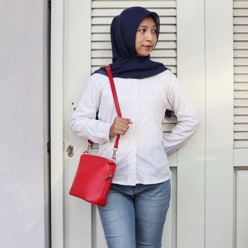 Tas Selempang Wanita Kulit Sapi Asli Berkualitas Valiant Leather NAMI (1366) Sling Bag
