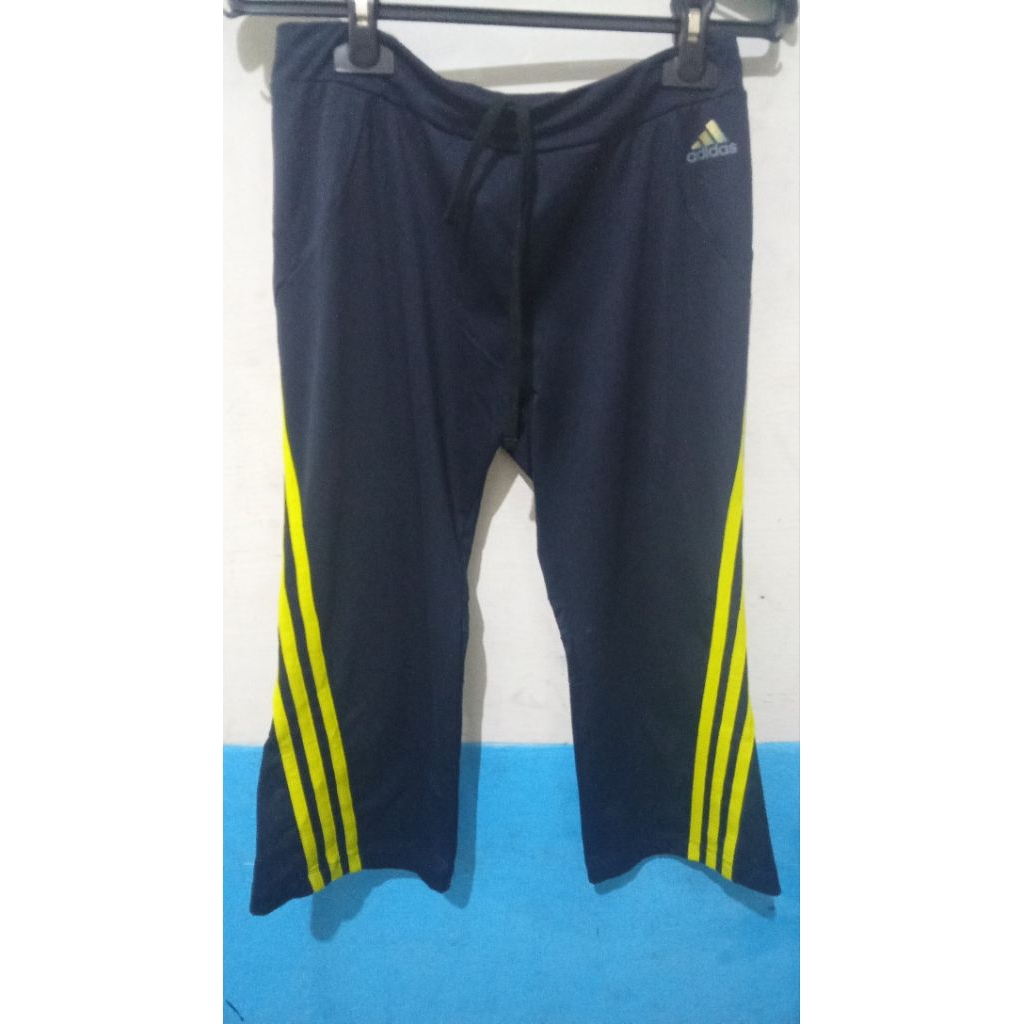 Celana Olahraga 7/8 Adidas