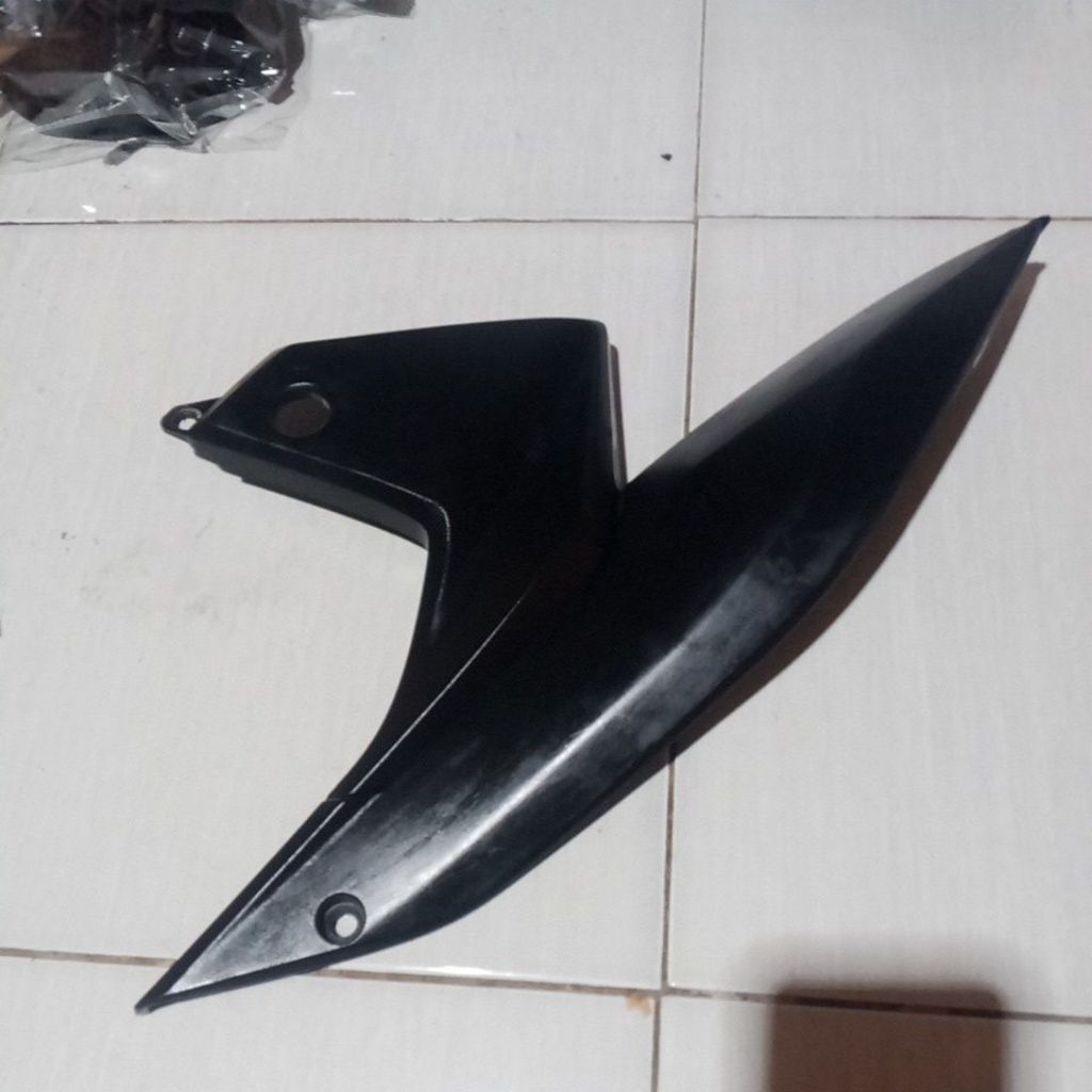 Cover Tutup Aki Kanan Honda Revo Fit Fi Injeksi Original Second Copotan Motor