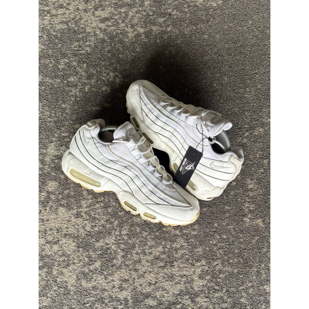 Nike Air Max 95 Triple White