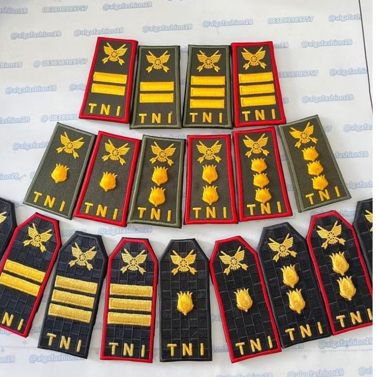 PANGKAT PDH/ PDU TNI | PANGKAT LETDA, KAPTEN | KORP. PENERBAD TNI | mekar jaya