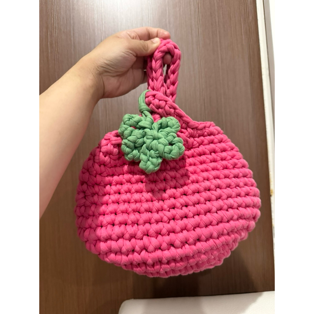 Preloved Tas Rajut Kecil Pink Fuschia