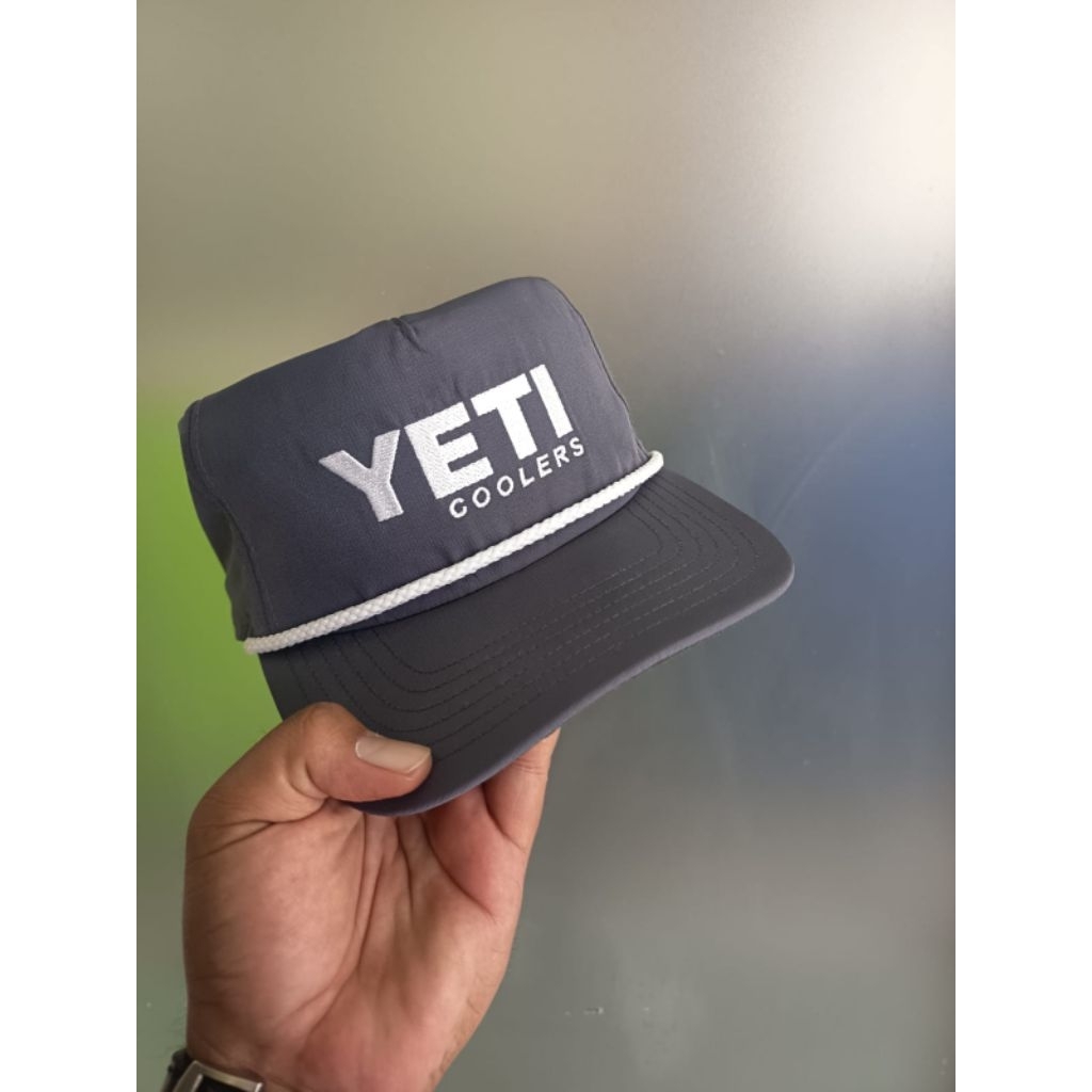 Topi YETI Coolers