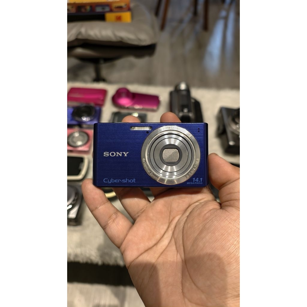 kamera digital digicam sony cyber-shot w610 biru