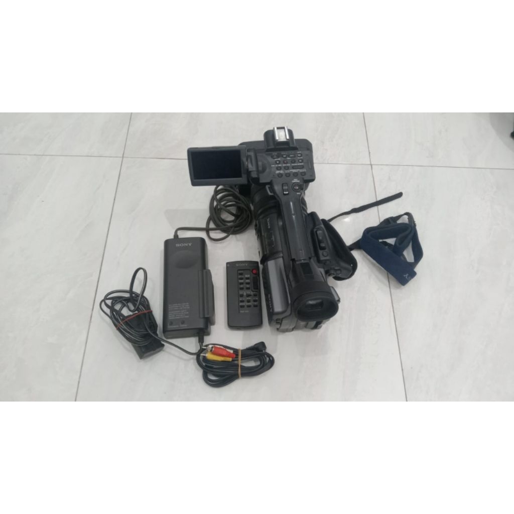 HANDYCAM SONY DCR-VX2200E