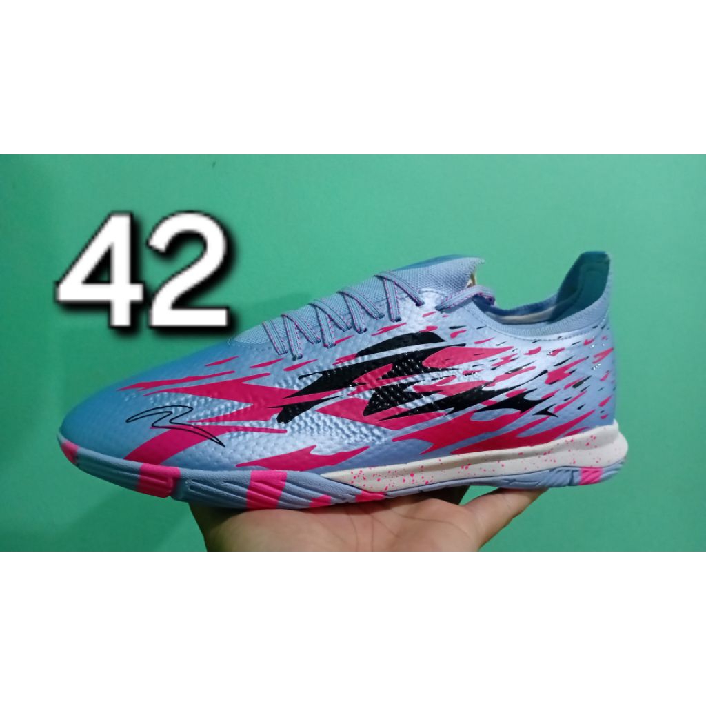 Sepatu futsal specs alpha xtd elite size 42