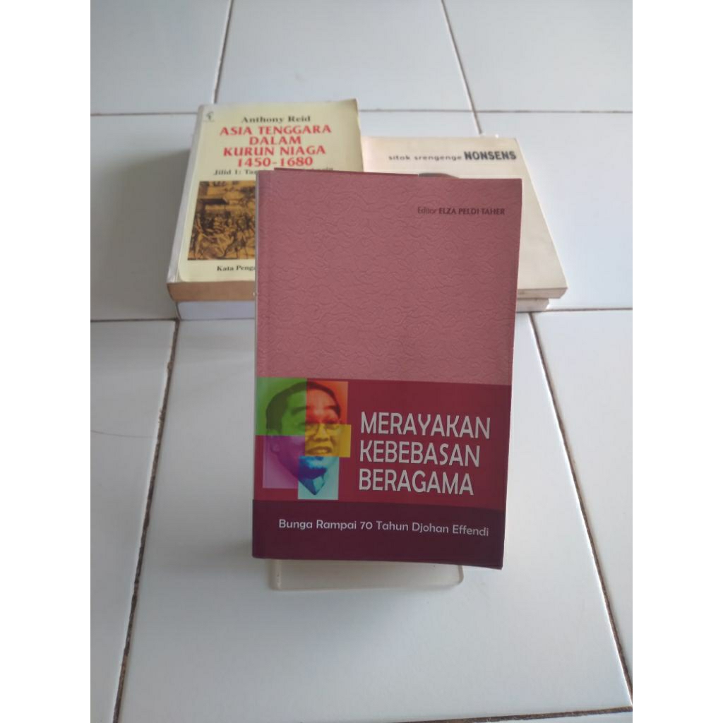 merayakan kebebasan beragama