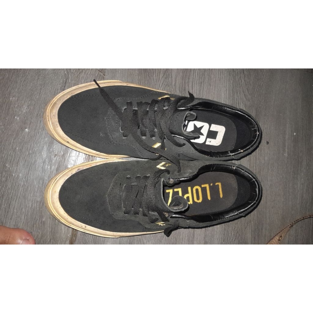 sepatu convers L.Lopez