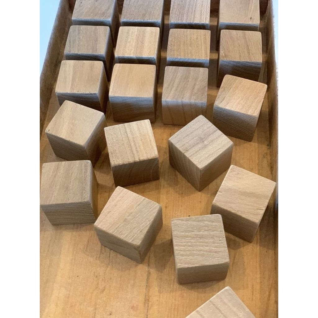 Balok Kubus 2cm ×2cm× 2cm TeakWood / Kubus Kayu Jati / Kayu Jati Solid