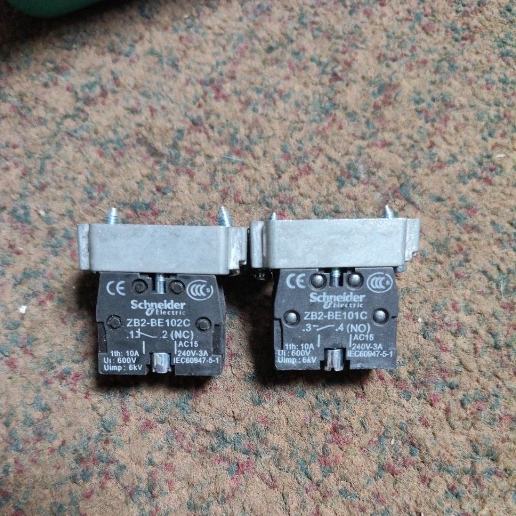 Schneider ZB2-BE101C ZB2-BE102C