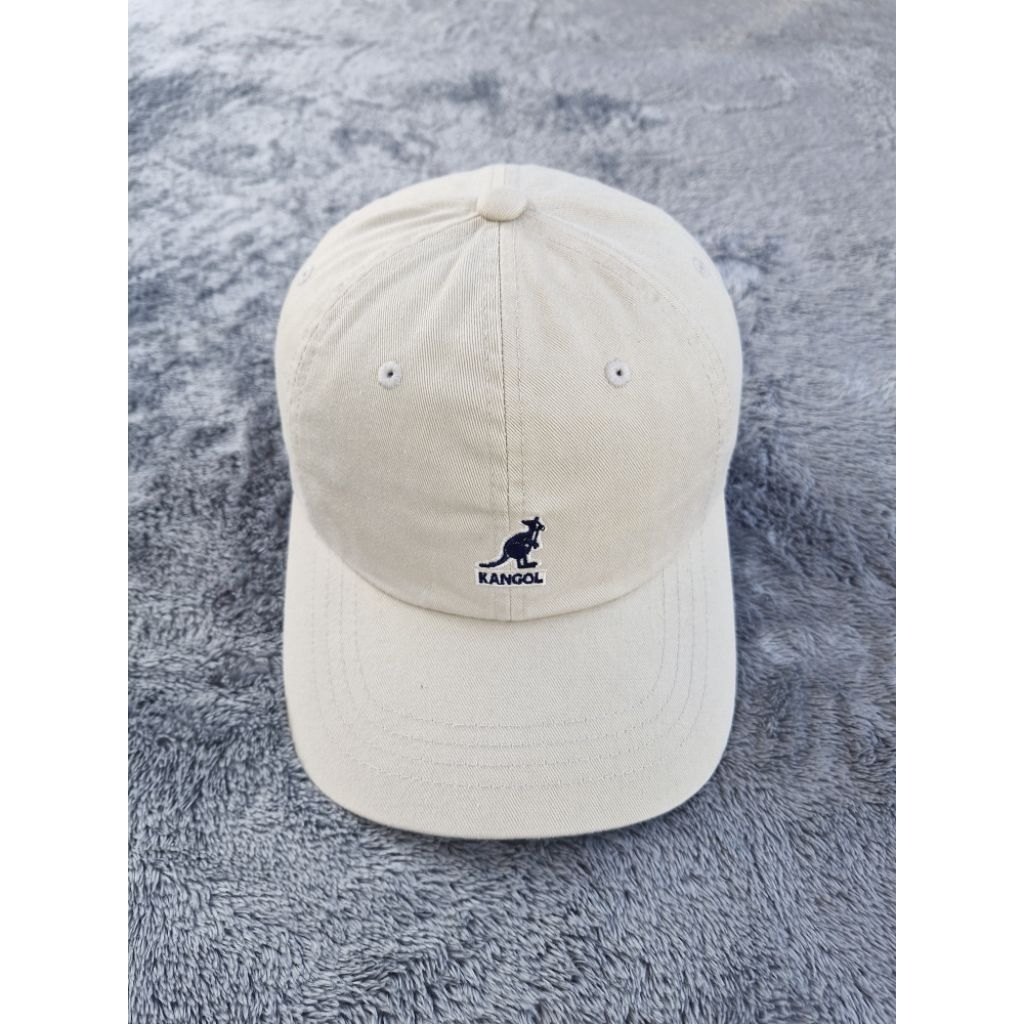 Topi kangol warna cream coksu