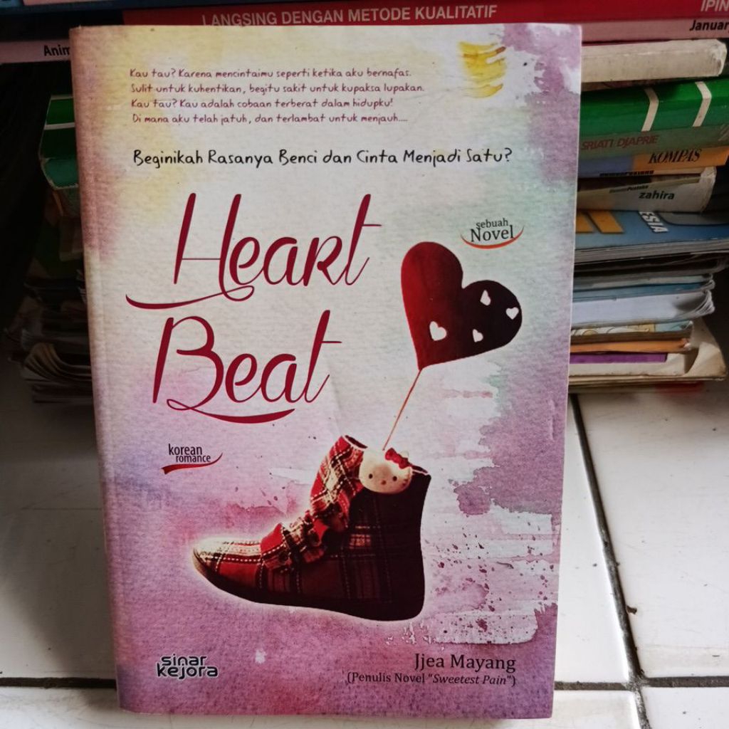 Novel Heart Beat  Beginakah rasanya benci dan cinta menjadi satu?