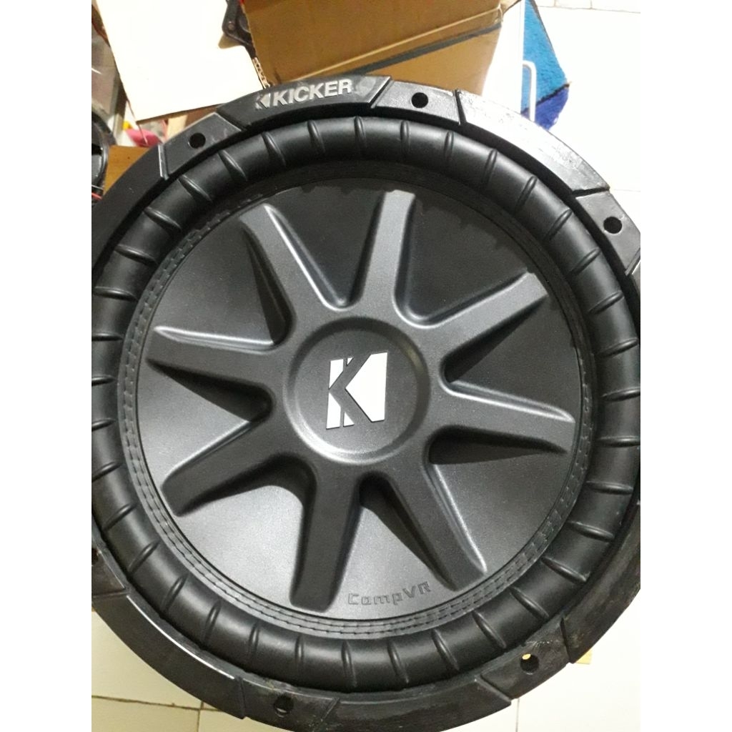 subwoofer kicker 12 inch