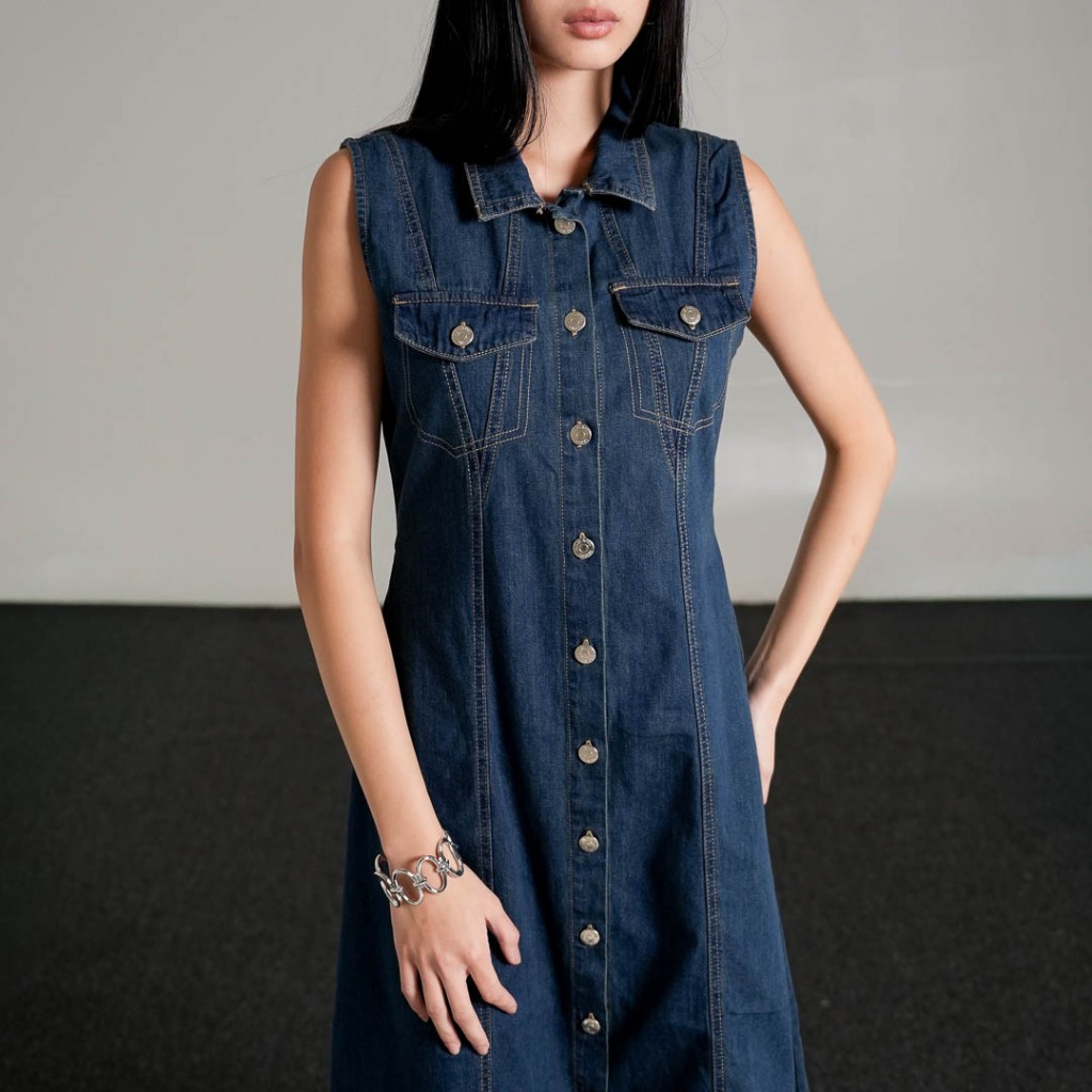 This Is April Vivienne Dress Jeans Gaun Midi Wanita Tanpa Lengan Vintage Korean Style Dark Denim