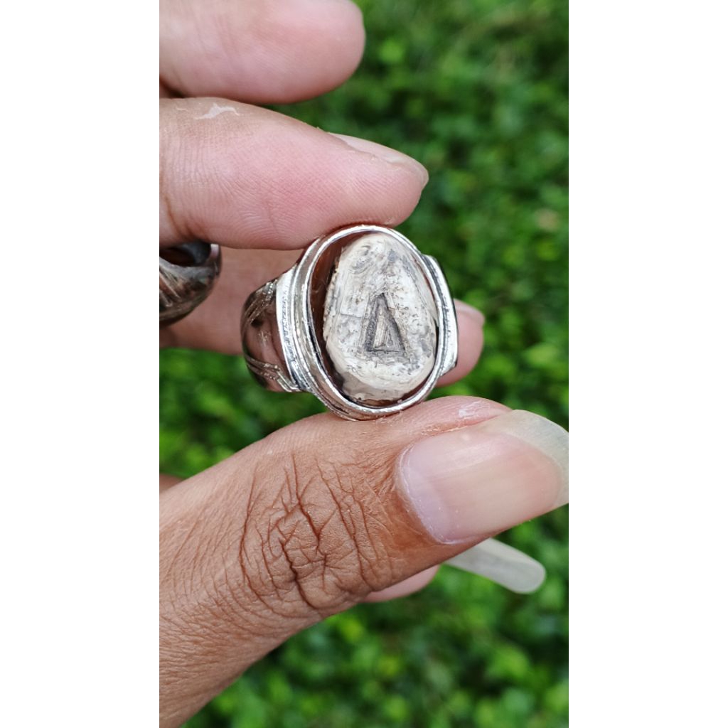 batu akik karang Nunggal motif kantong Semar