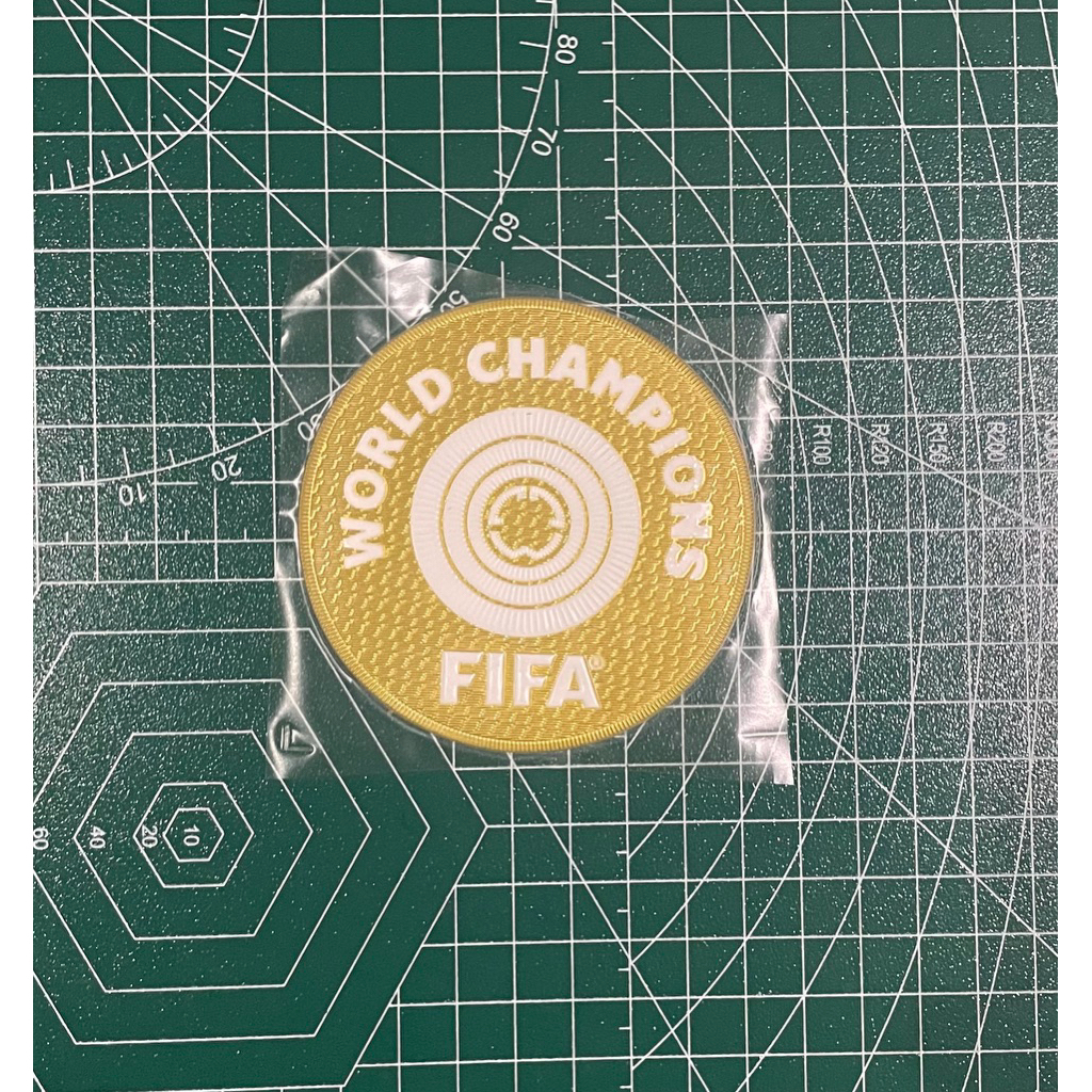 ( BAHAN VELVET ) PATCH FIFA WORLD CHAMPIONS CHELSEA REMAKE HK