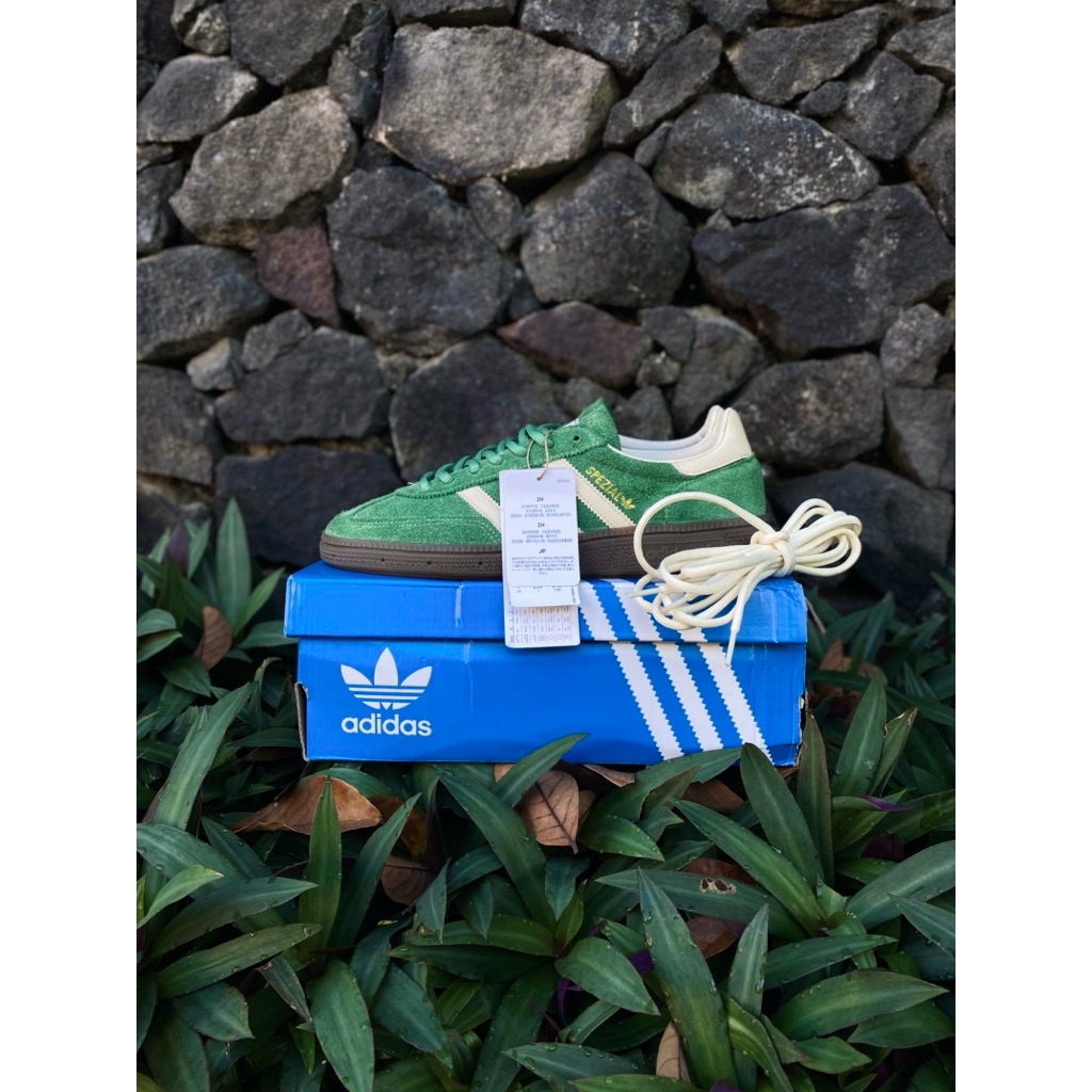 Adidas spezial green
