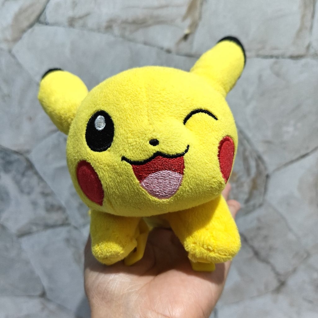 Boneka Pokemon Trainers Pikachu Movie Takara Tomy Original