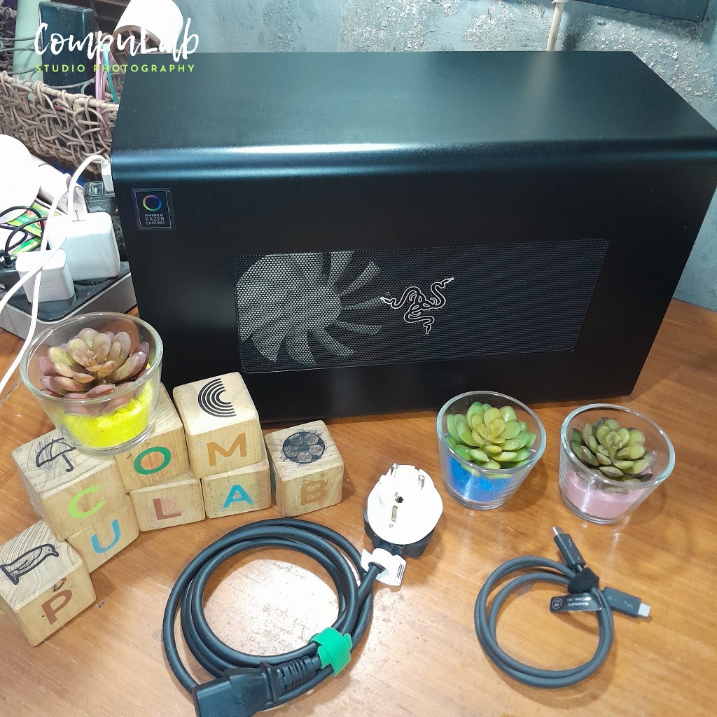 Razer Core X CHROMA eGPU - GPU External TB3/4