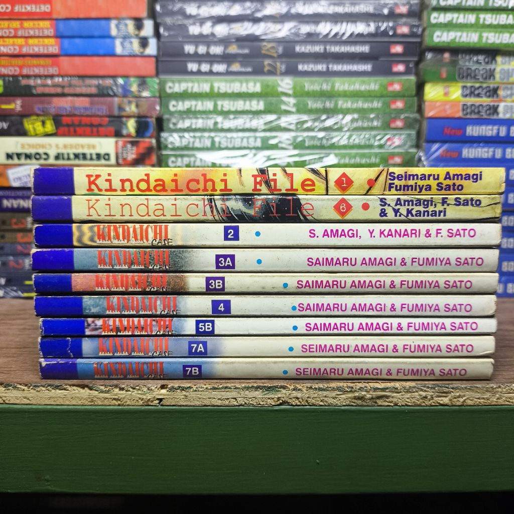 Komik Detektif Kindaichi File dan Detektif Kindaichi Case