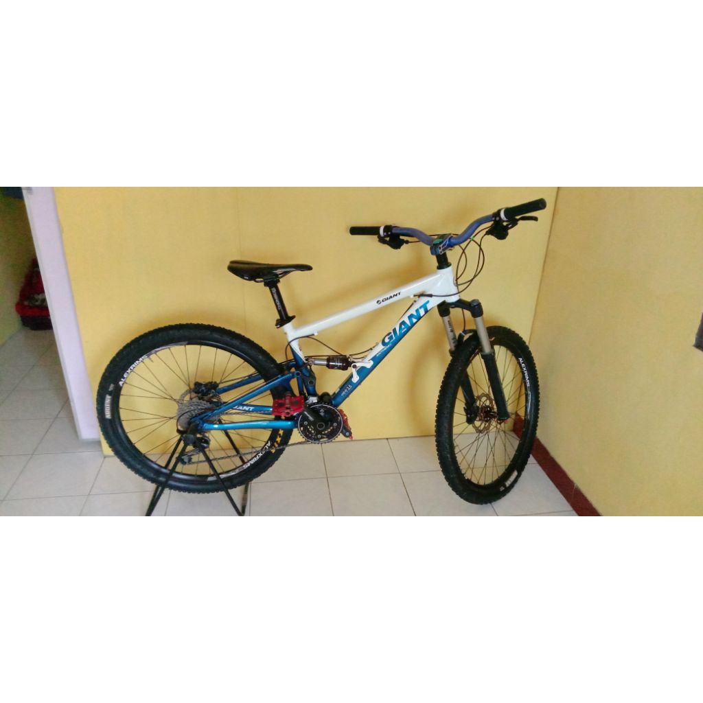 sepeda giant anthem