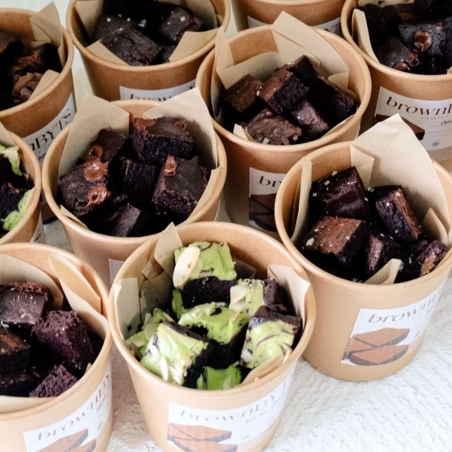 BrownBYTS - MINI BITES FUDGY BROWNIES BUCKET / BROWNIES CUP / BROWNIES BITES HAMPERS LEBARAN