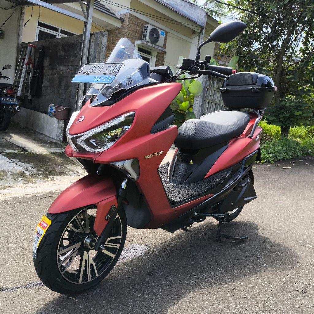 motor listrik Polytron fox r 2024 second KM 12rb