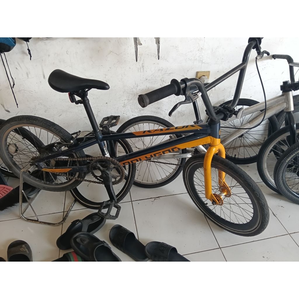 sepeda BMX Polygon razor sepeda razor rogue