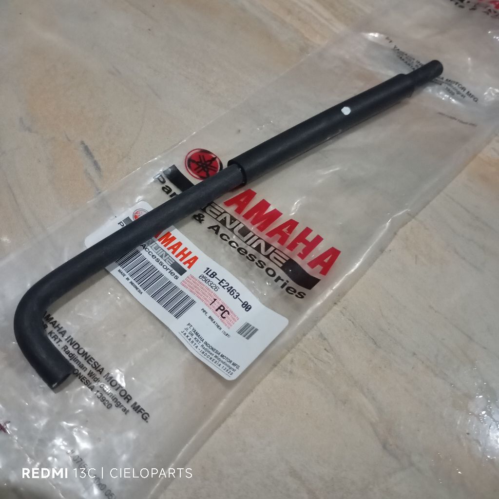 PIPE BREATHER SELANG KECIL RADIATOR KE THERMOSTAT XEON RC GT AEROX 125 100%ORIGINAL YGP 1LB-E2463-00