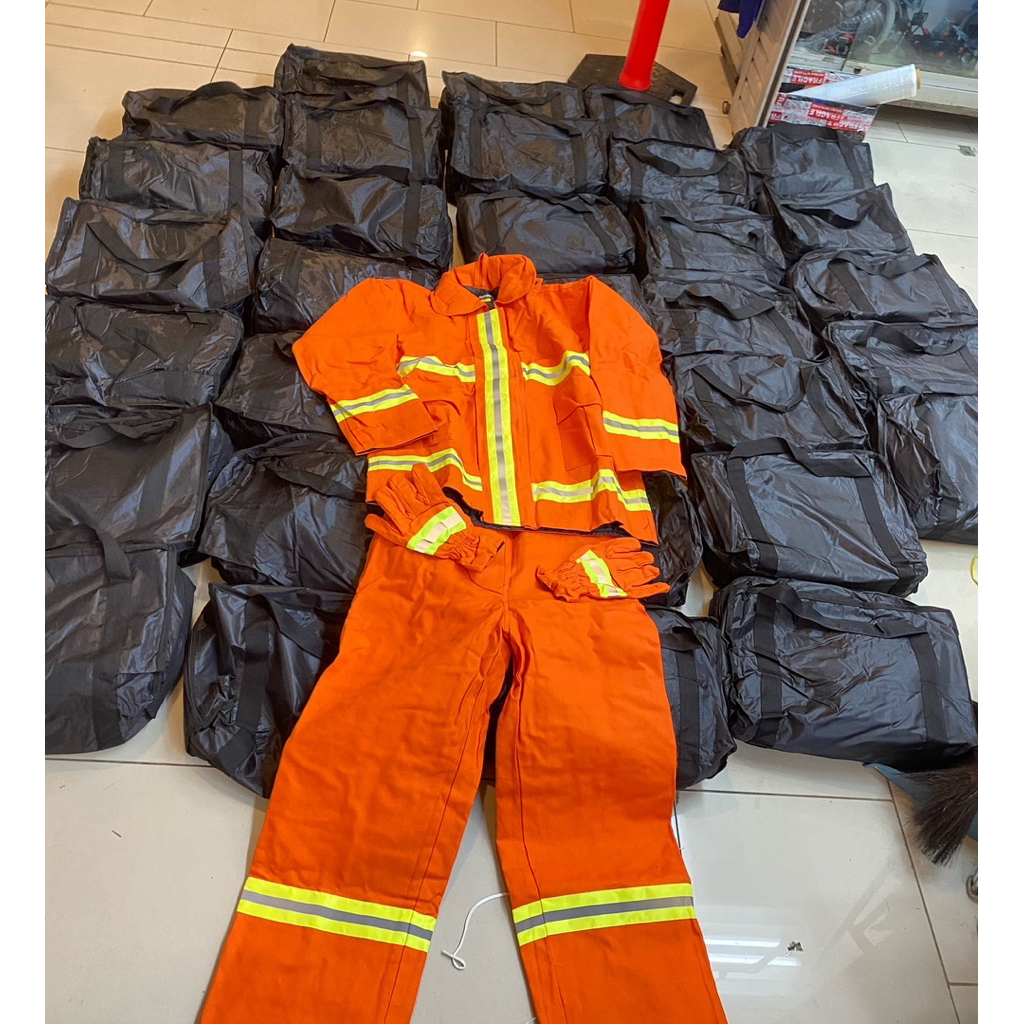 JUAL BAJU SAFETY PEMADAM KEBAKARAN / BAJU KEBAKARAN TAHAN API /JAKET PEMADAM / ALAT KESLAMATAN PEMAD