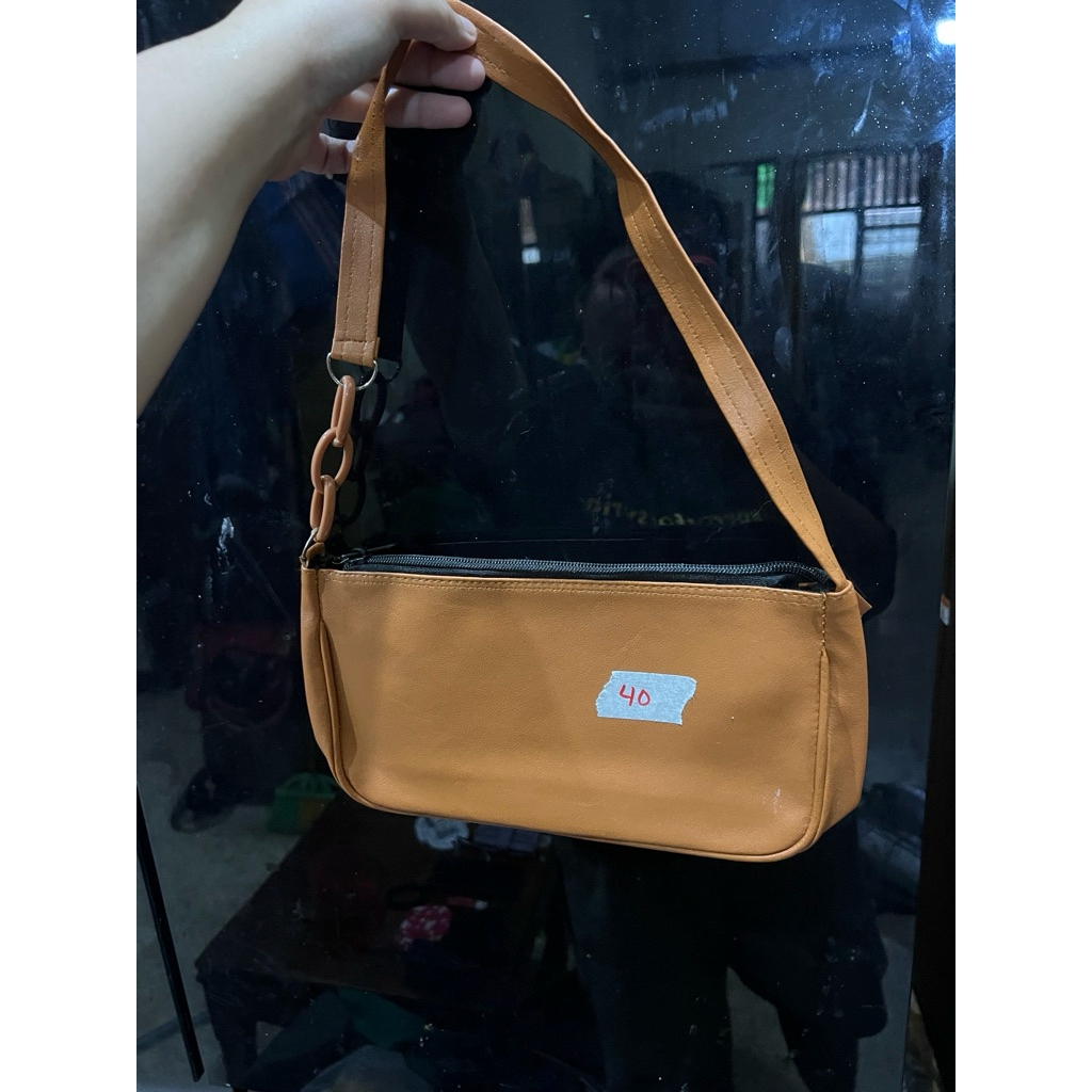PRELOVED TAS CAMEL