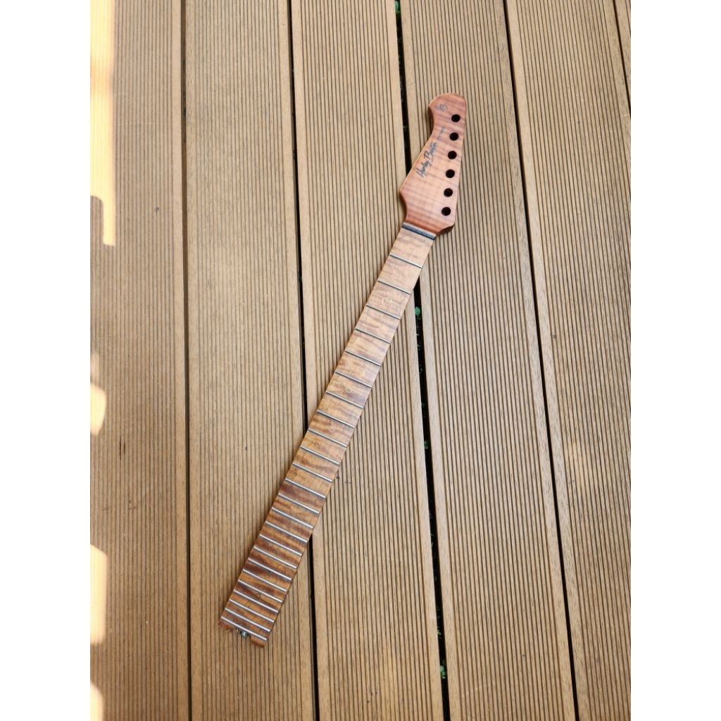 Neck Gitar Harley Benton Super Strat Reverse Headstock 24 Fret