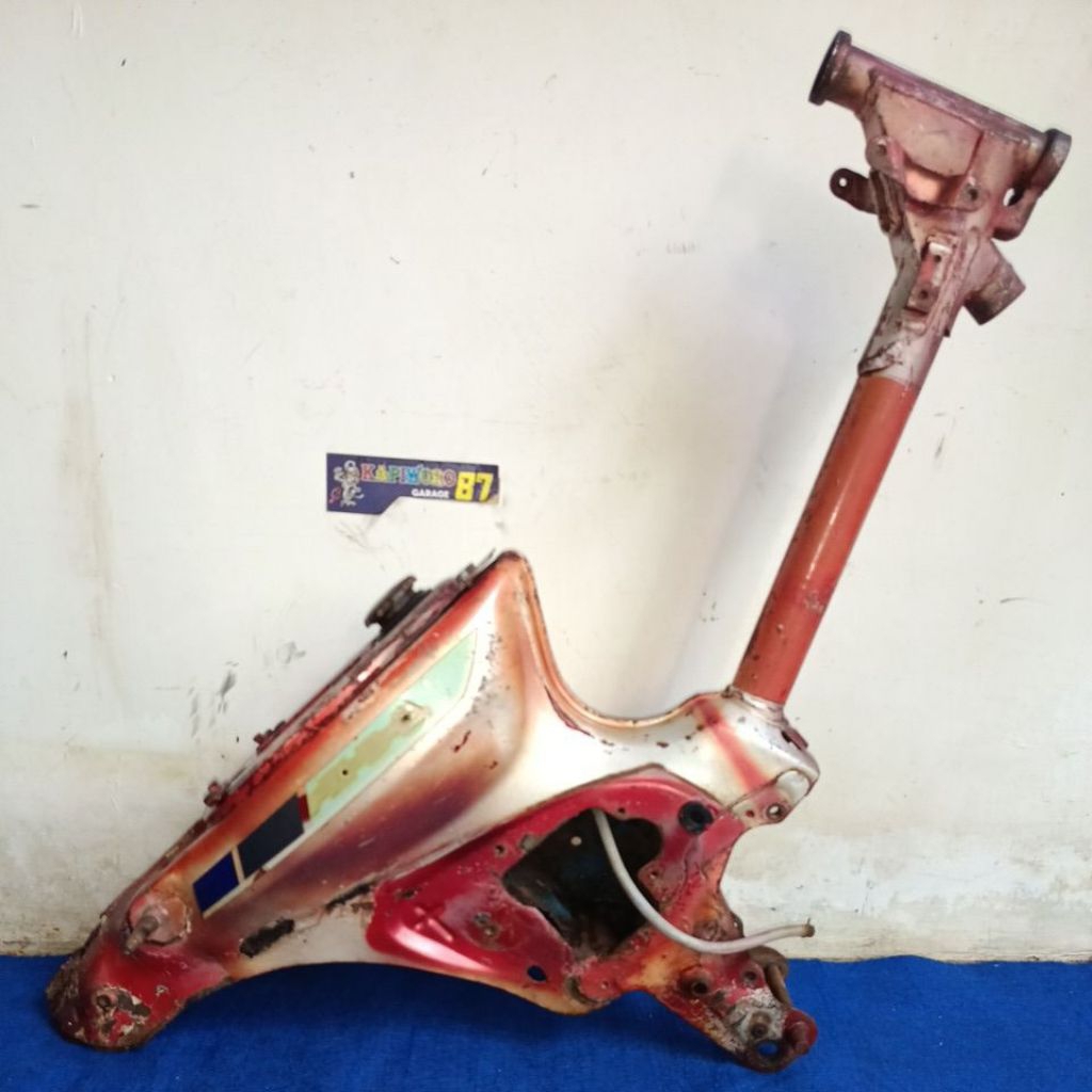 rangka Honda supercup c700