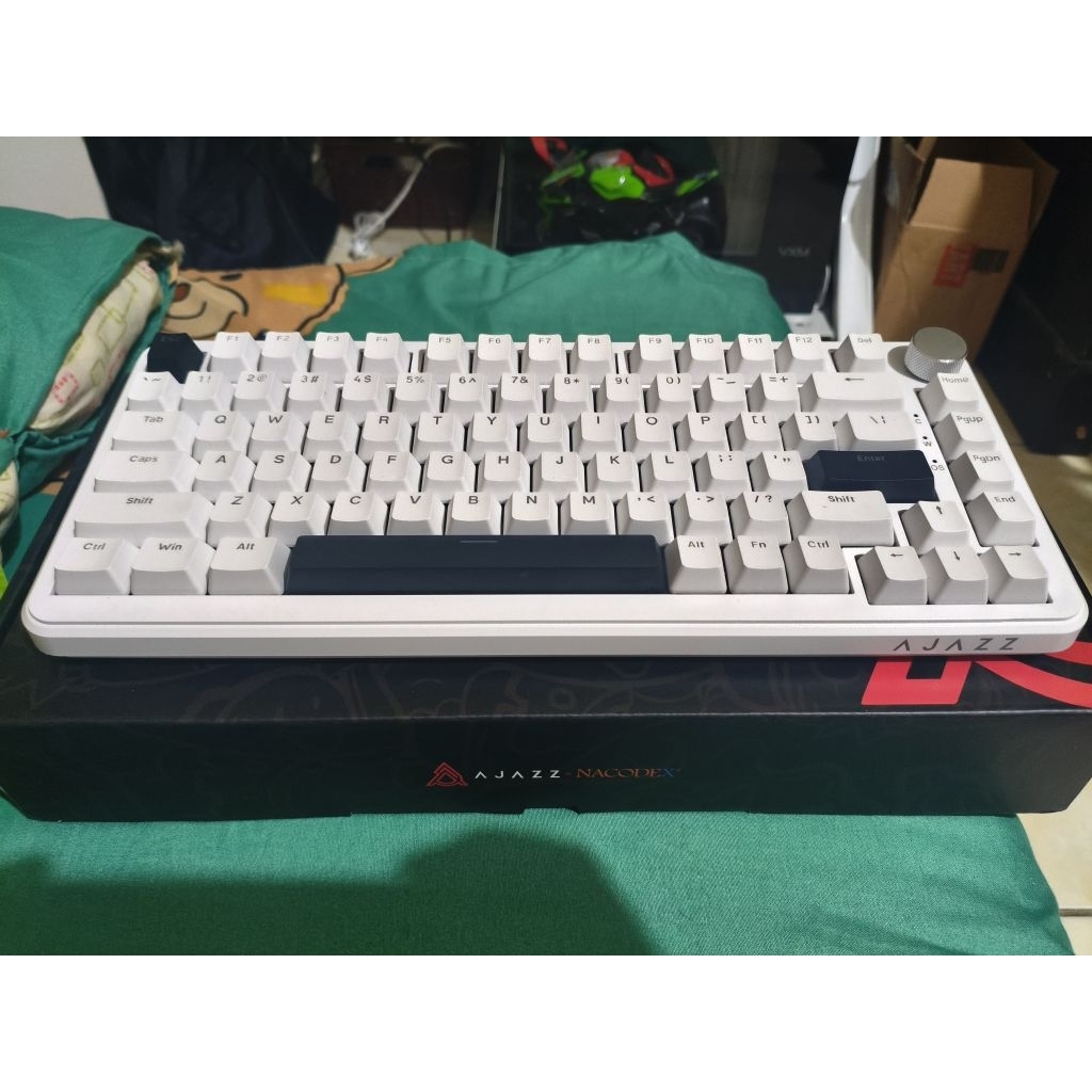 KEYBOARD AJAZZ AK820 LIKENEW