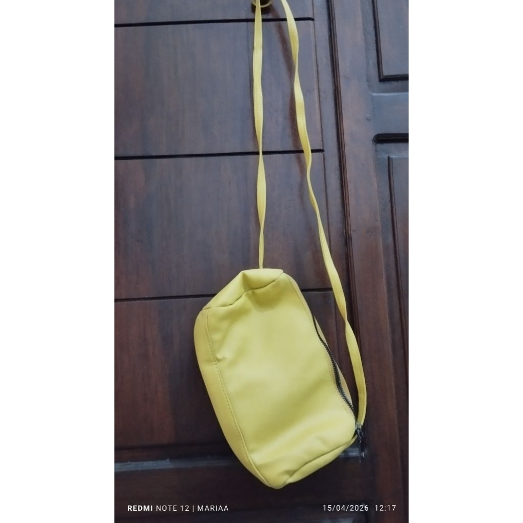tas tali panjang. tas slempang cewek