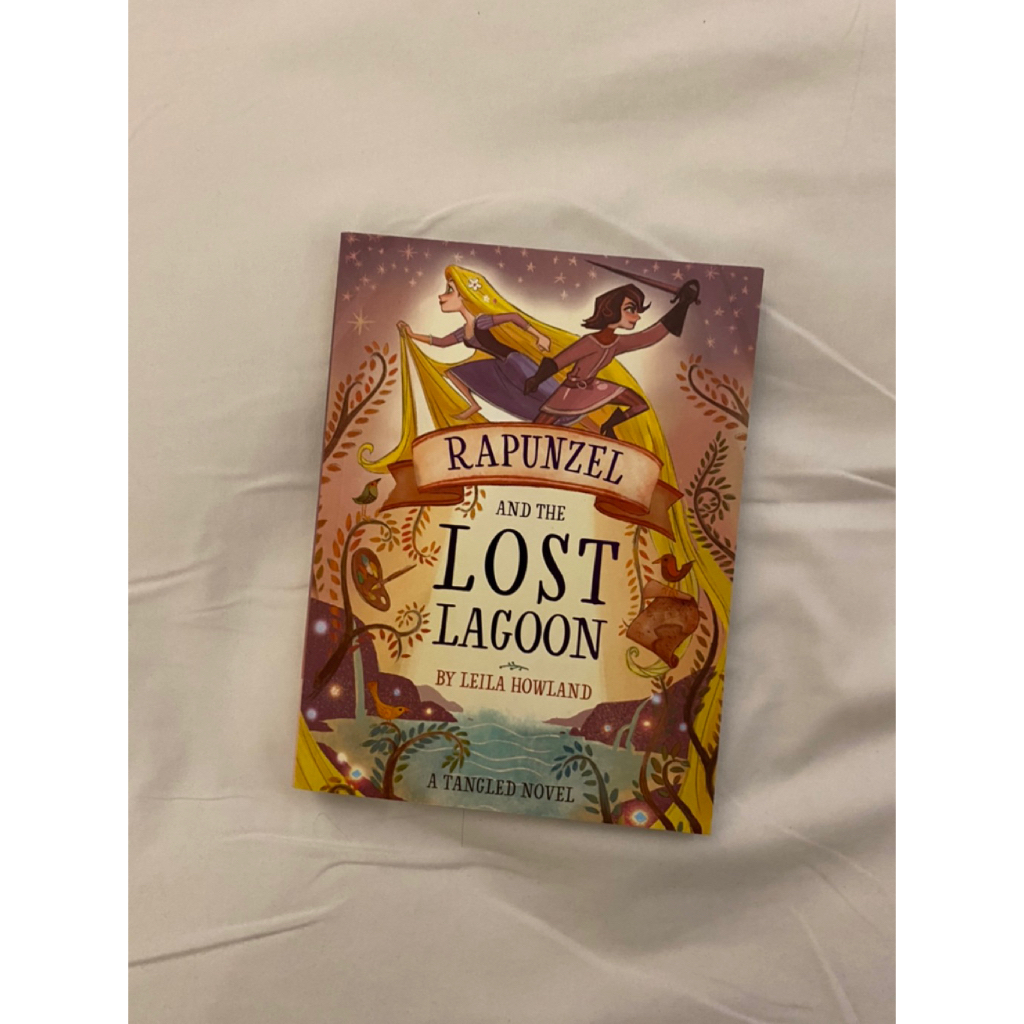 [SIAP KIRIM] Buku Novel Preloved Like New Import Bahasa Inggris Original ‘Rapunzel and The Lost Lago