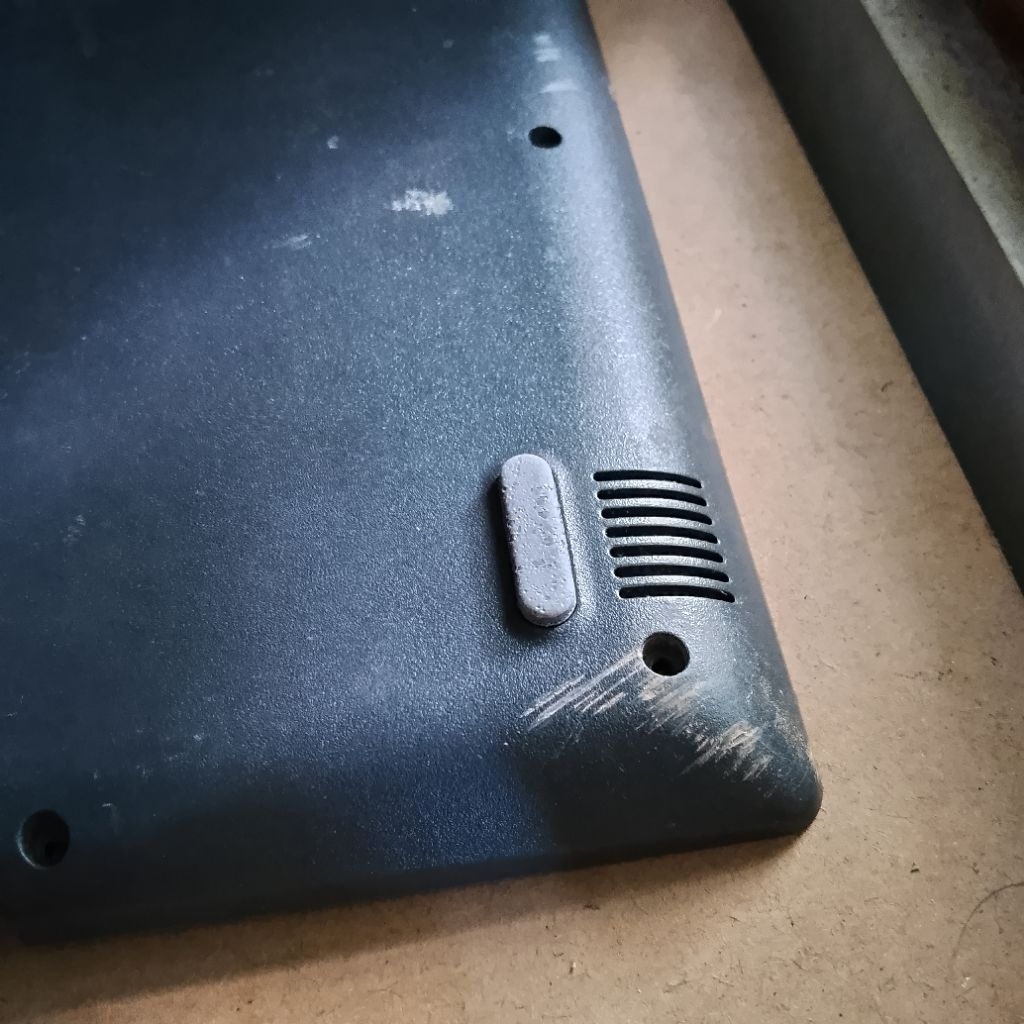 Karet Kaki Laptop Lenovo Ideapad 320 330-14 Series | Rubber Feet Anti Slip | Dudukan Bawah