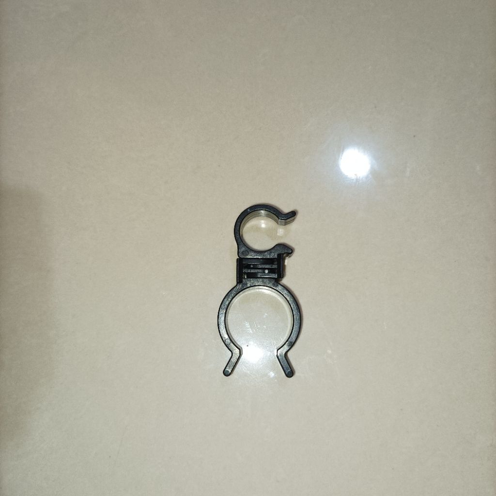 KLIP CLIP KLEMAN KABEL PLASTIK PENYANGGA SELANG PIPA MOBIL 2 ARAH ORIGINAL 12mm/19mm
