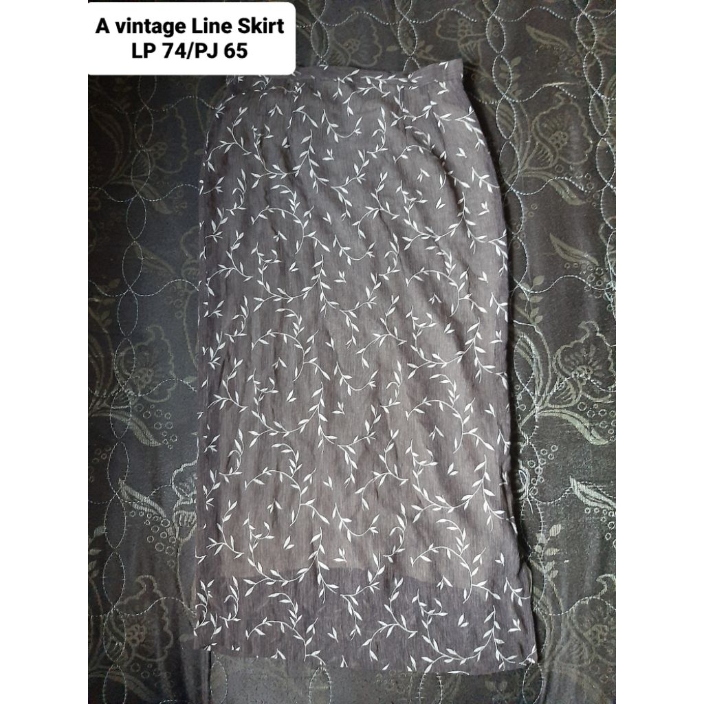 A line vintage skirt
