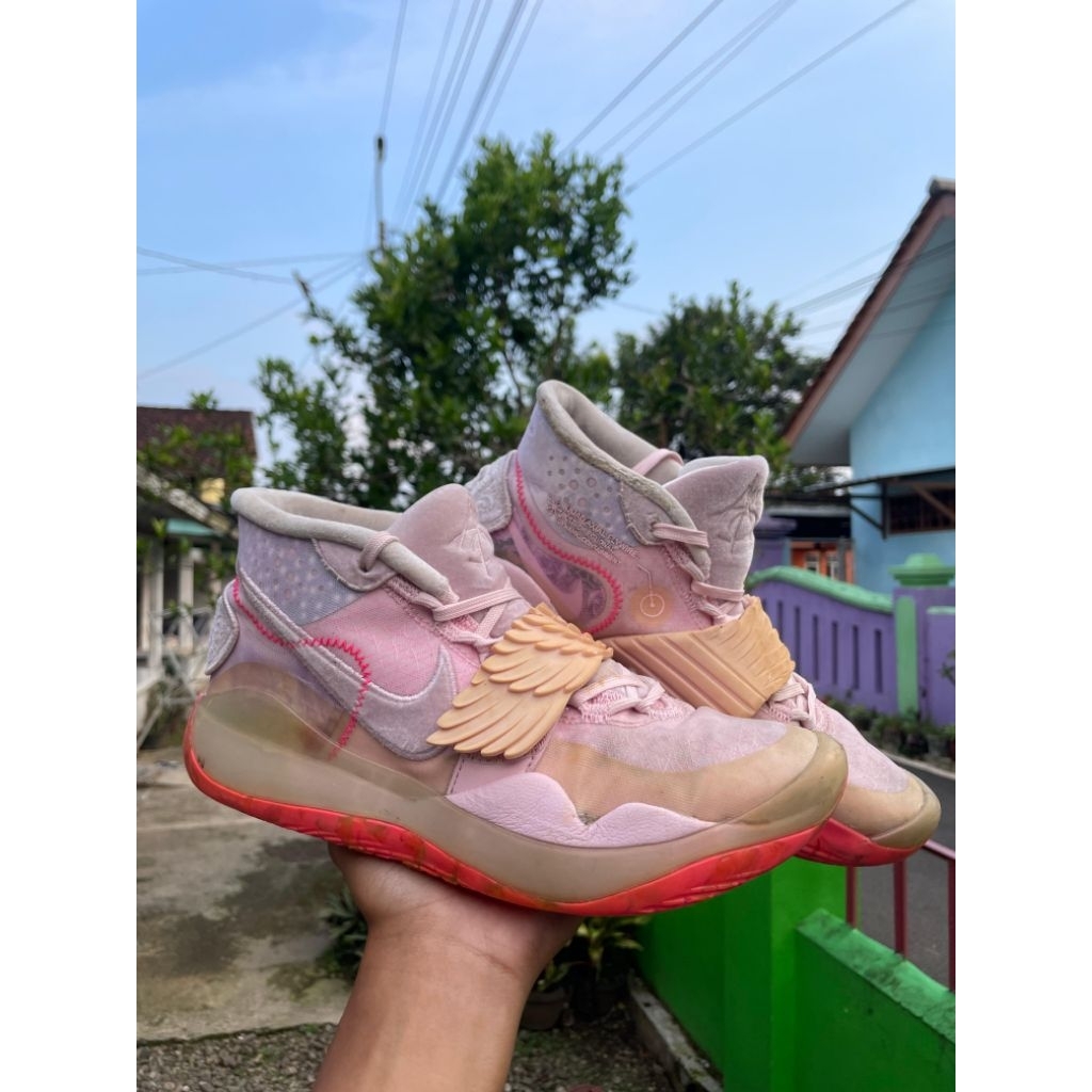SEPATU BASKET KD 12 AUNT PEARL Size 40