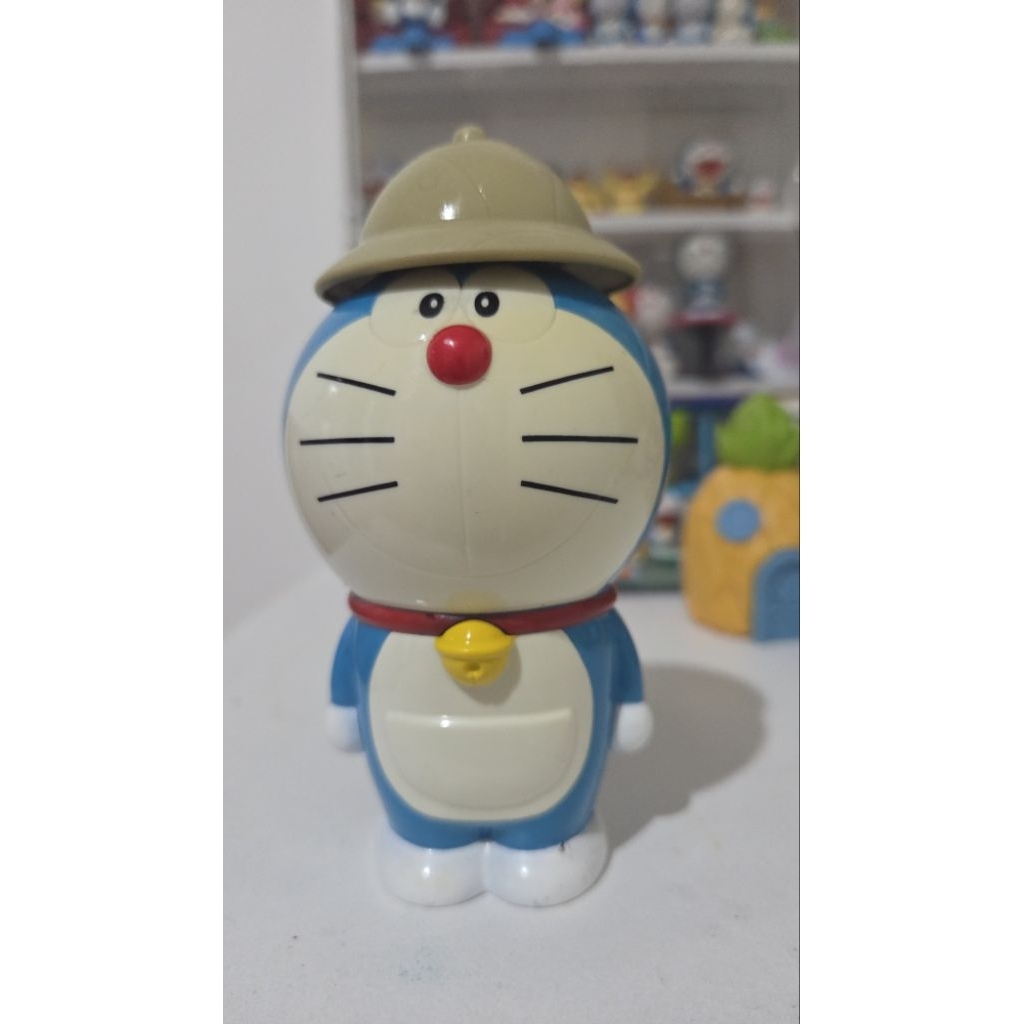 preloved figure doraemon besar 14 cm