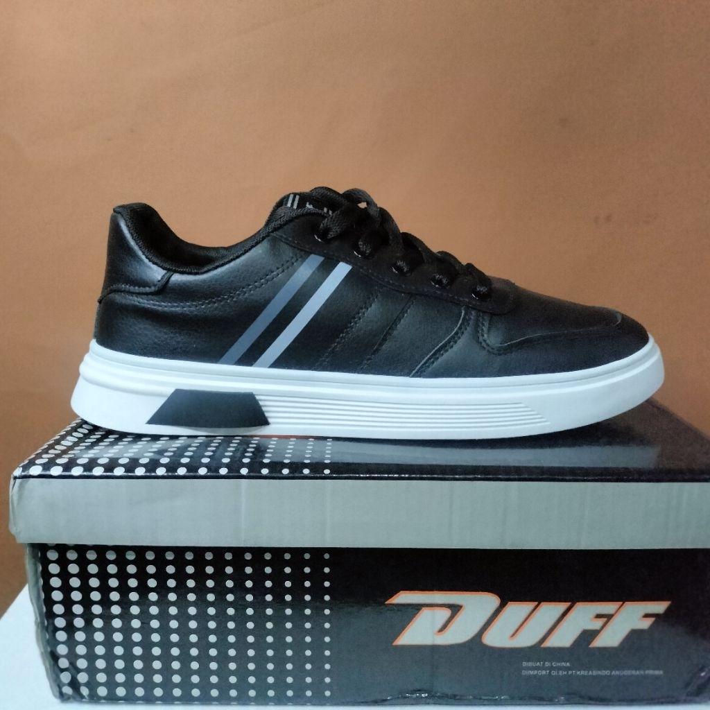 Sepatu Cowok Duff Warna Hitam