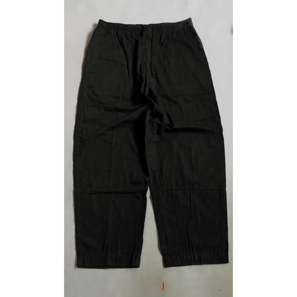 uniqlo baggy pants hitam