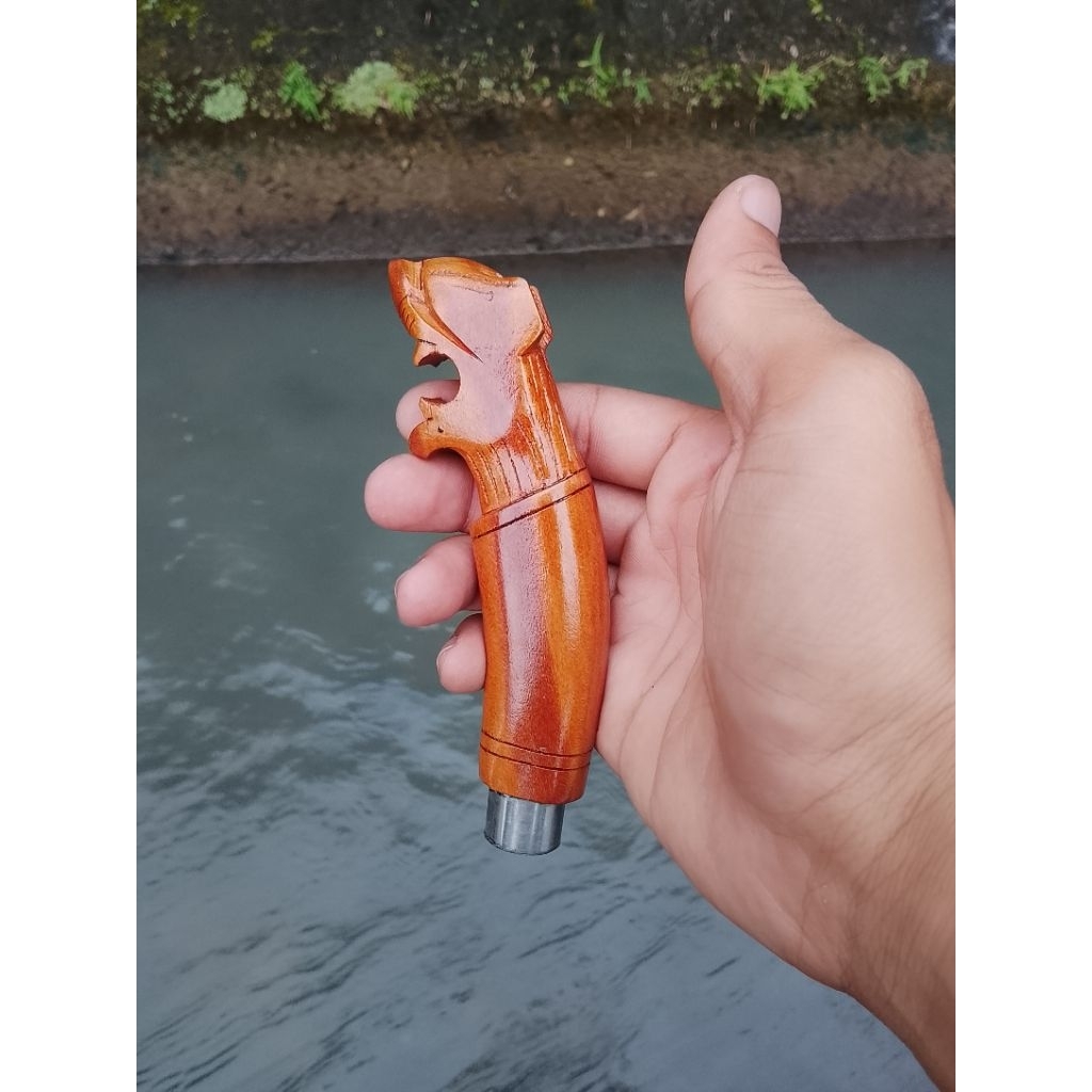 gagang pisau ukiran