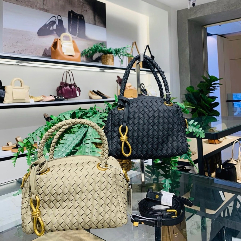 tas slingbag/selempang handle bag anyam Vicuna urban&co