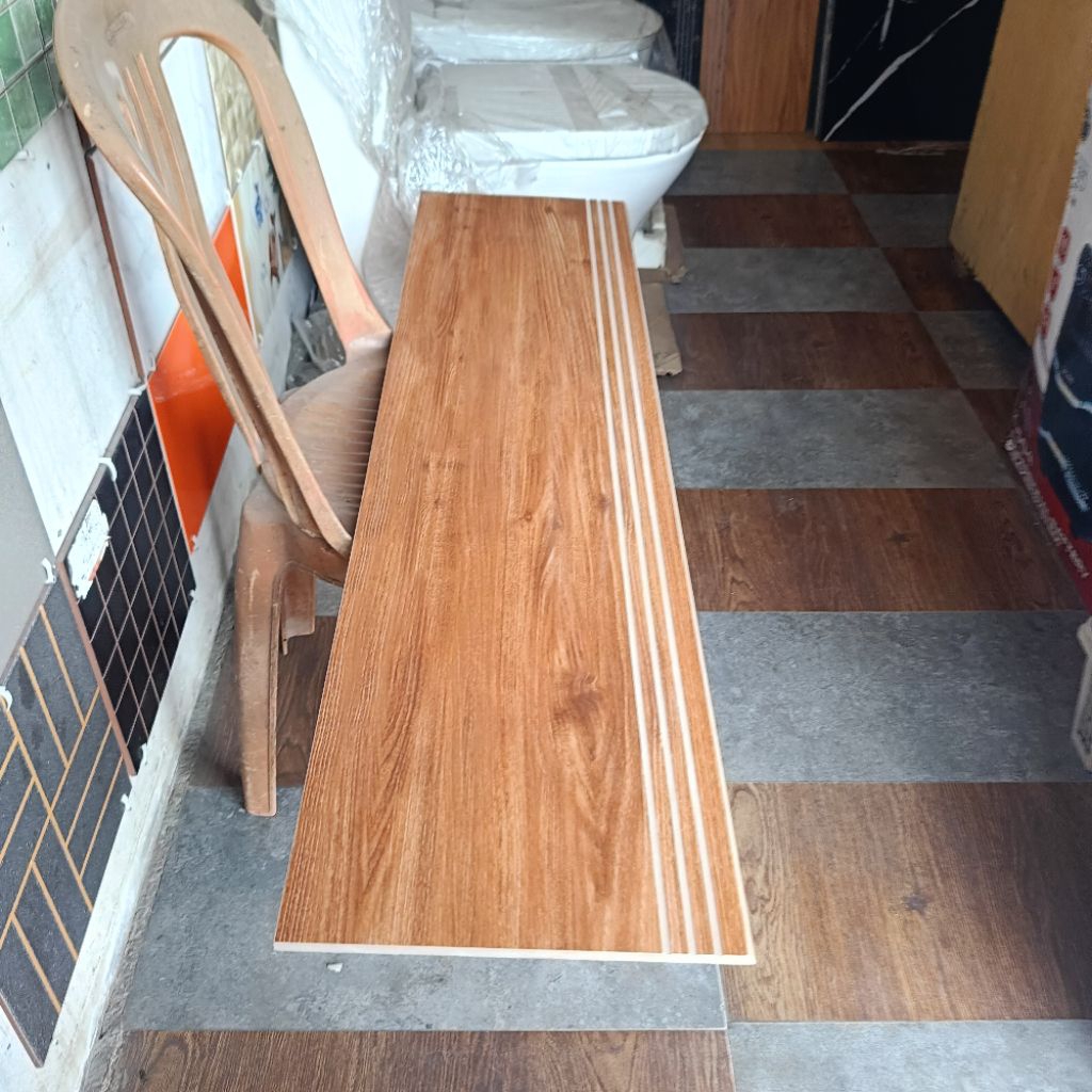 Granit Tangga 30x120 20x120 motif kayu
