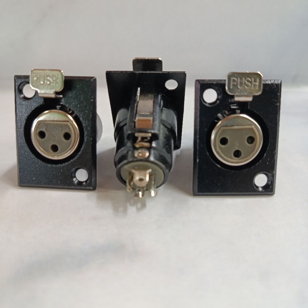 Soket XLR Female Body 3 pin Hitam