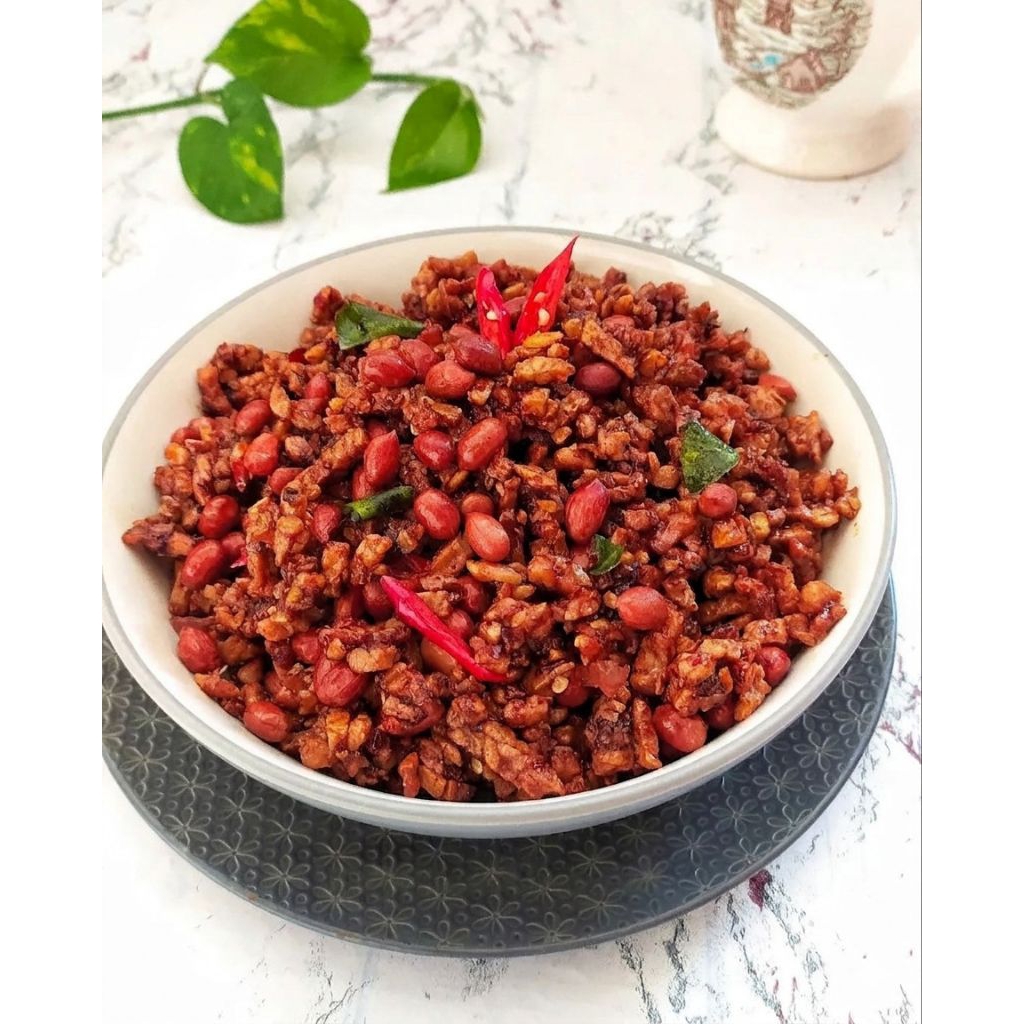 TEMPE KERING 500GR/TEMPE OREK PEDAS/TEMPE OREK KACANG/TEMPE OREK KACANG DAN TERI