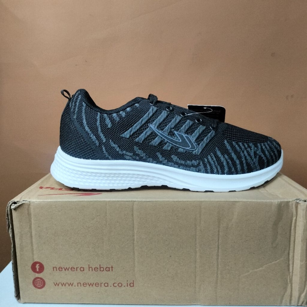 Sepatu Running Pro Lexus New Era